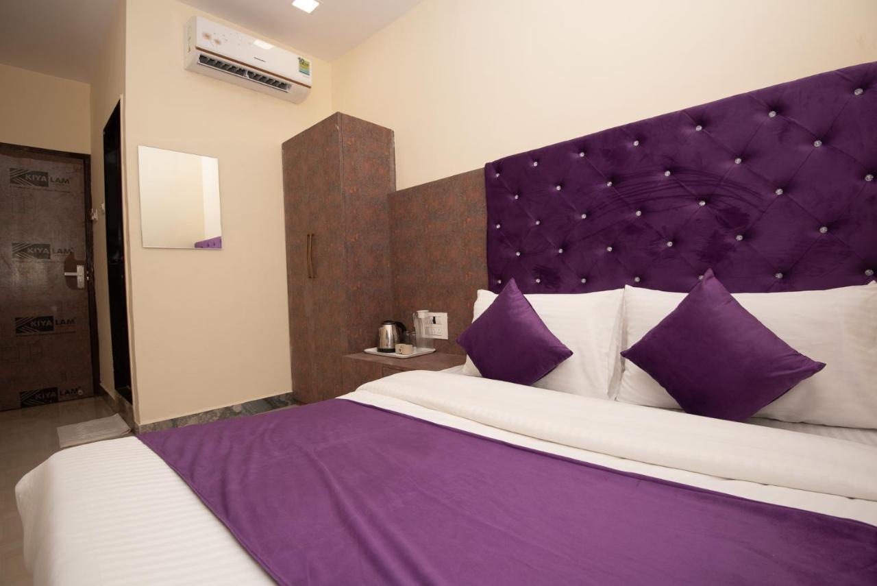 Hotel Priceless Suite Bombay Exhibition Centre Goregaon West מומביי מראה חיצוני תמונה