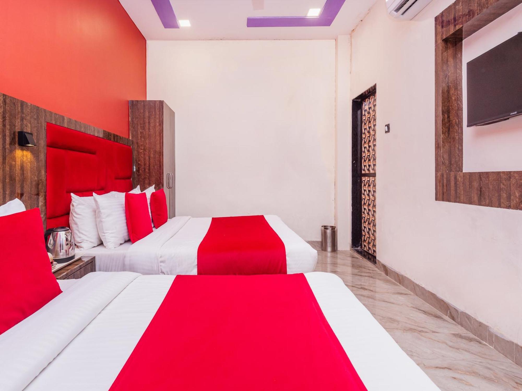 Hotel Priceless Suite Bombay Exhibition Centre Goregaon West מומביי מראה חיצוני תמונה